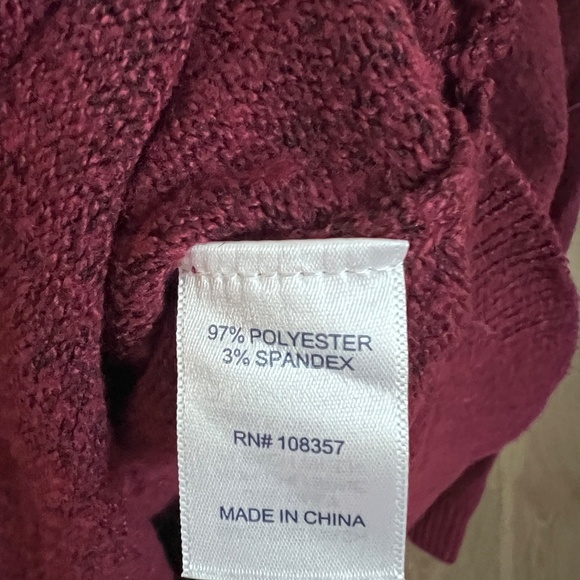 St. John's Bay Sweater - Picture 7 of 9